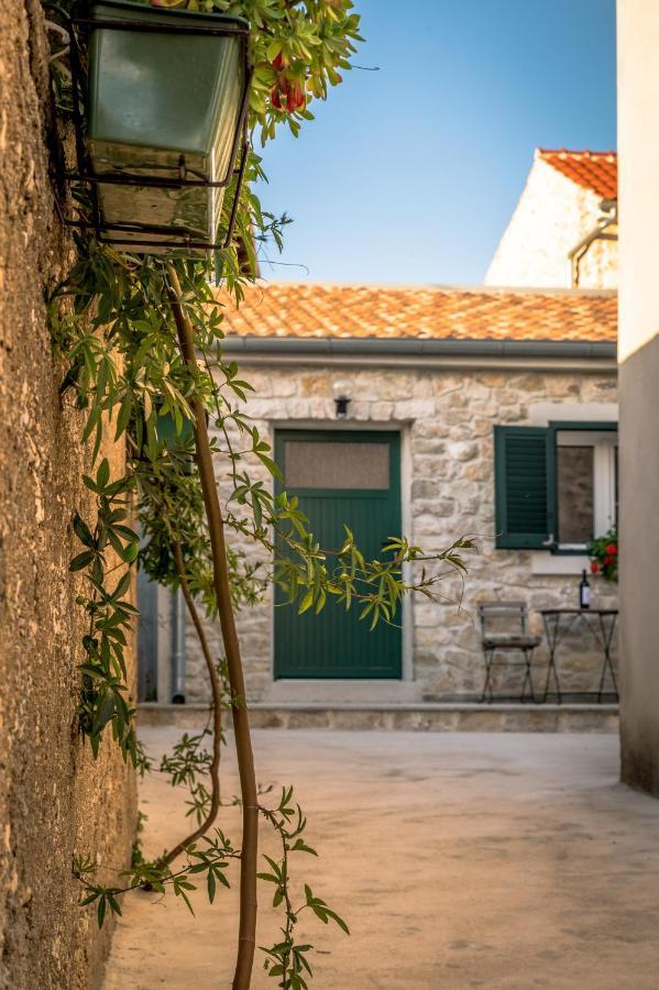 Small Stone House Luka Zára Kültér fotó